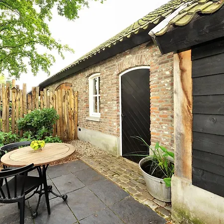 Antoniushofke * אסטן