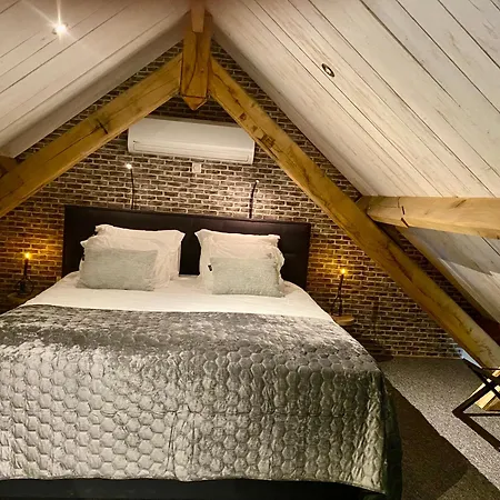 Antoniushofke אסטן